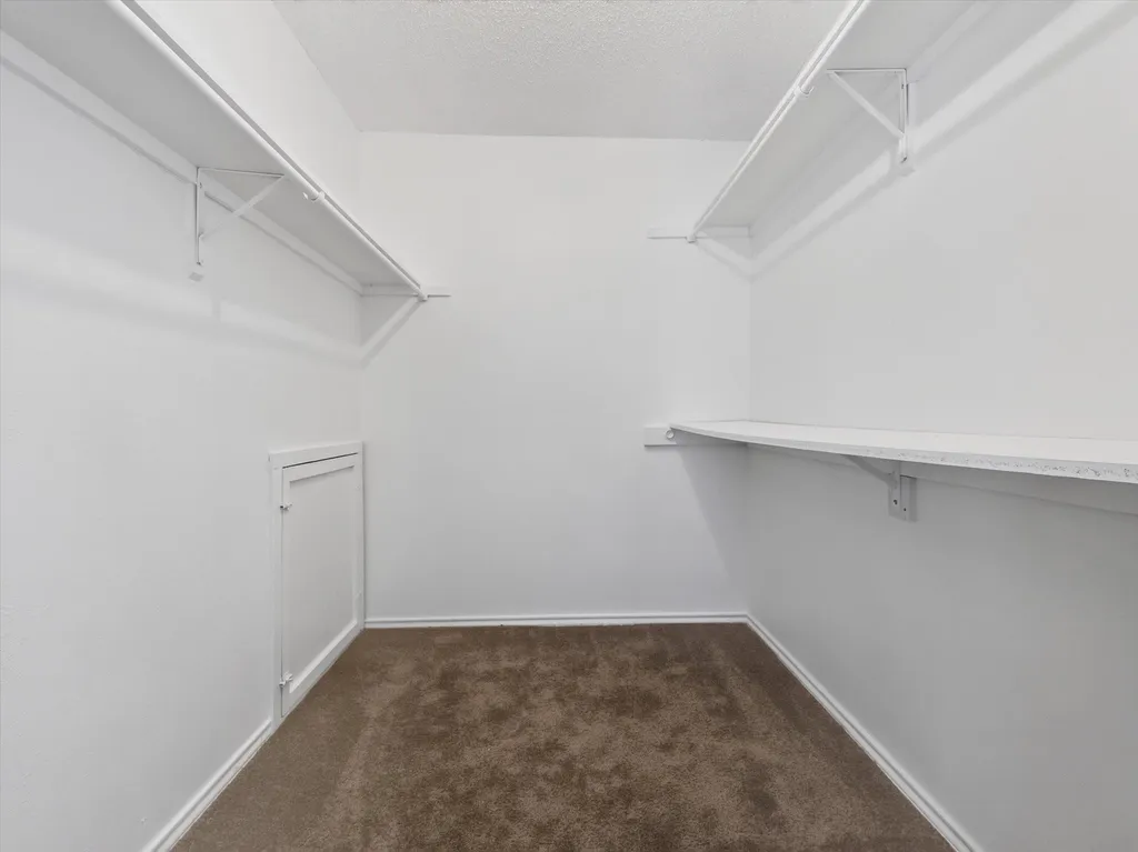 4067 Beltway Drive Addison TX 75001