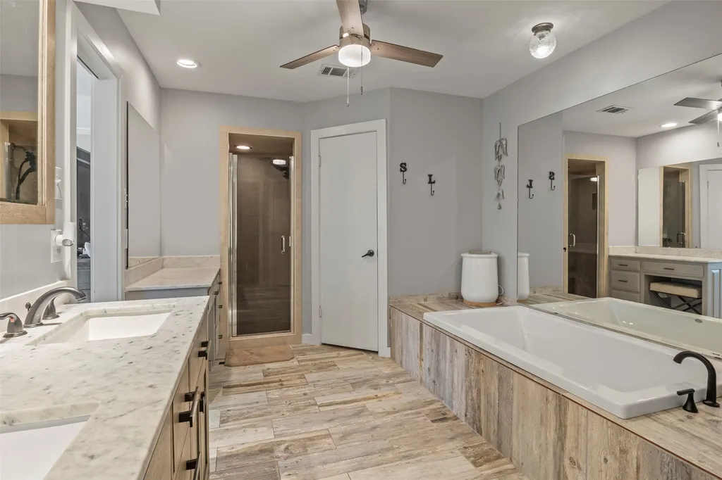 4812 Arabian Court Arlington TX 76017