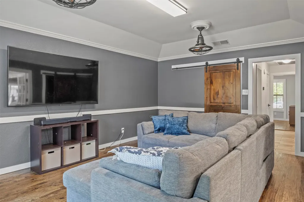 4812 Arabian Court Arlington TX 76017
