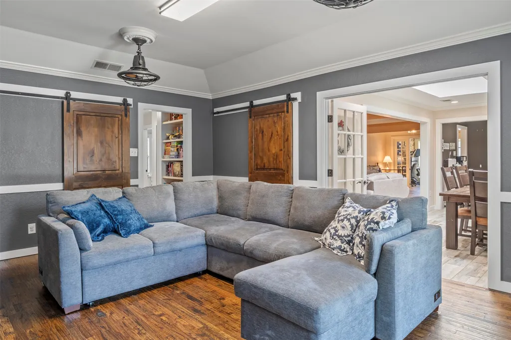 4812 Arabian Court Arlington TX 76017