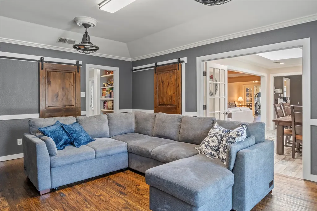 4812 Arabian Court Arlington TX 76017