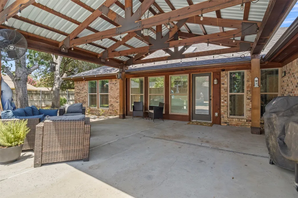 4812 Arabian Court Arlington TX 76017