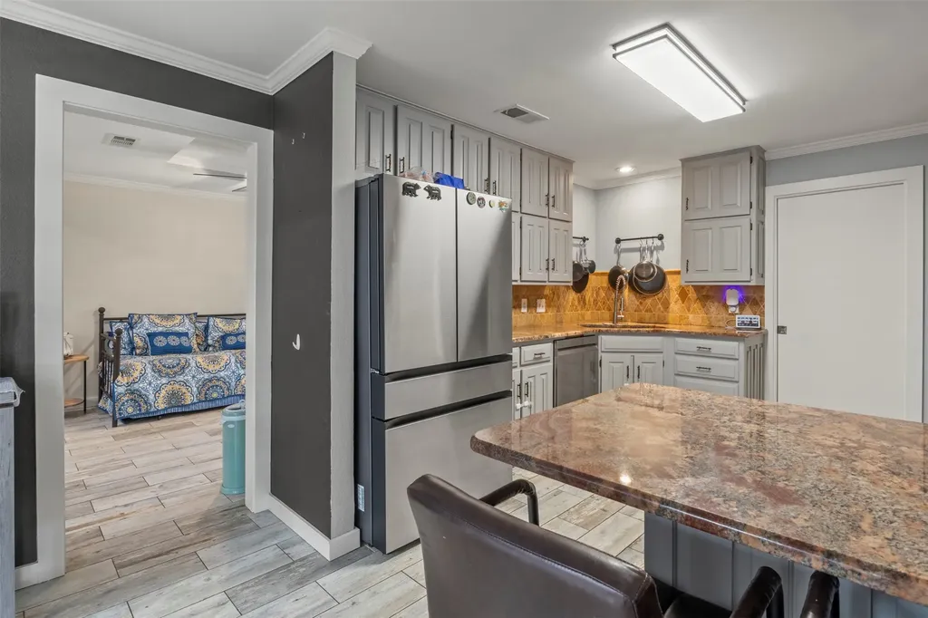 4812 Arabian Court Arlington TX 76017