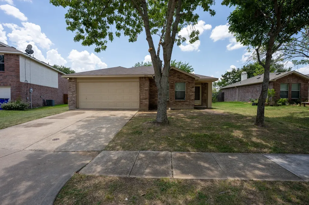 3841 Meredith Lane Balch Springs TX 75180