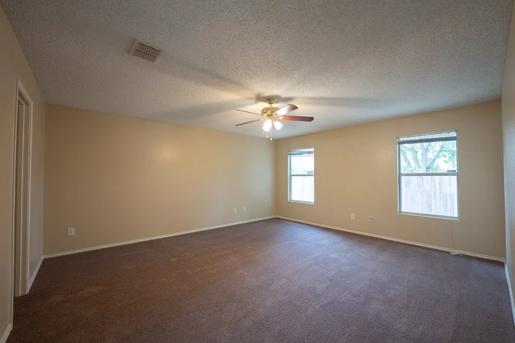 3841 Meredith Lane Balch Springs TX 75180