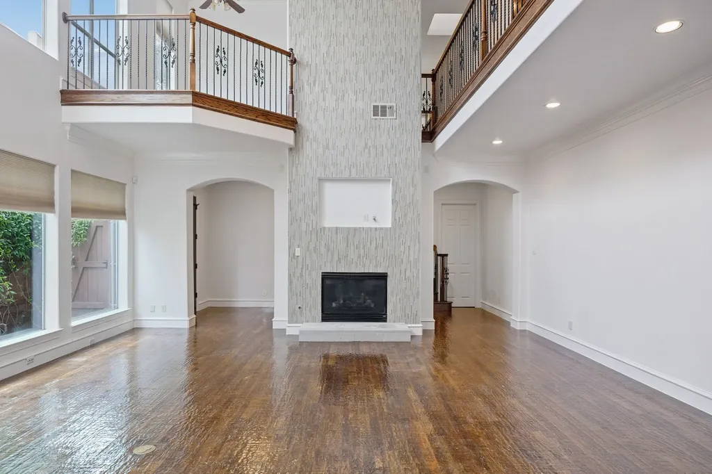 5609 La Foy Boulevard Dallas TX 75209