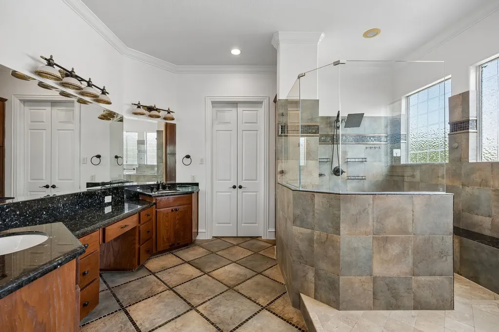 5609 La Foy Boulevard Dallas TX 75209
