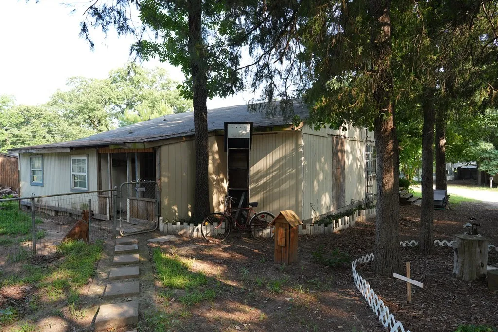 124 W Cedar Lane Murchison TX 75778