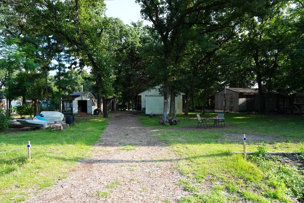 124 W Cedar Lane Murchison TX 75778