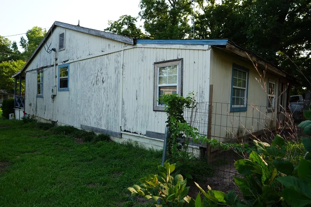 124 W Cedar Lane Murchison TX 75778