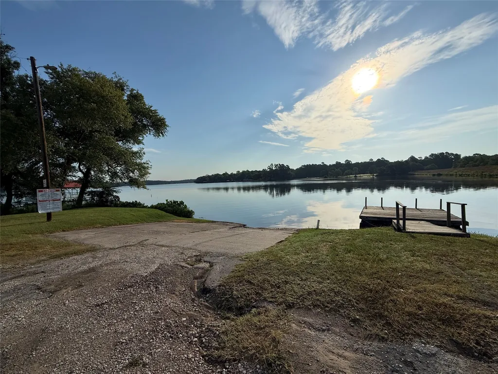 124 W Cedar Lane Murchison TX 75778