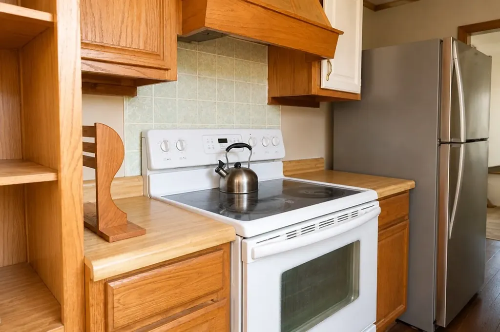 124 W Cedar Lane Murchison TX 75778