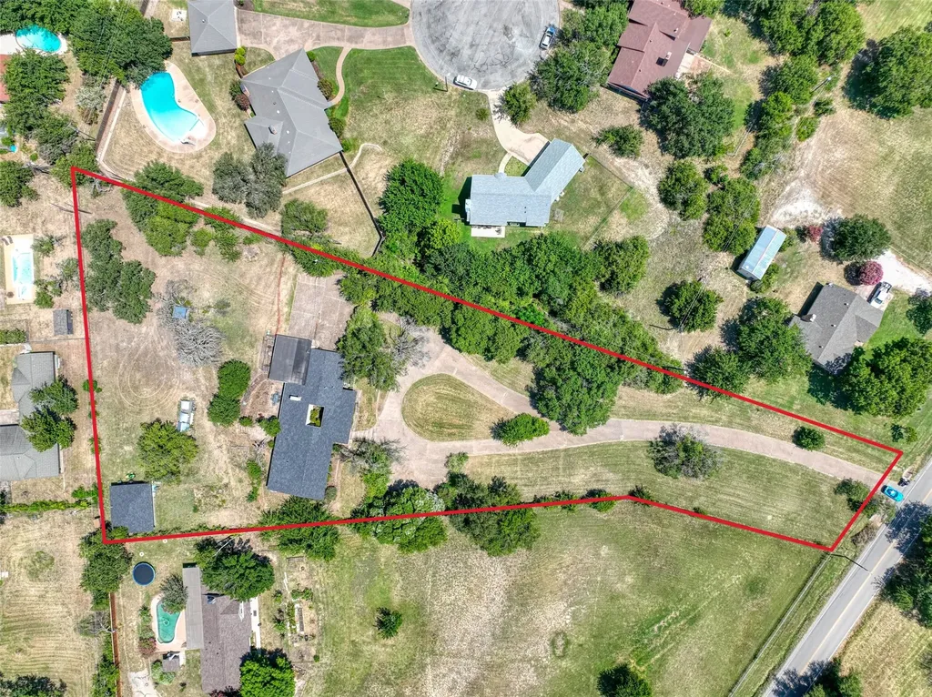 610 W Park Avenue Weatherford TX 76086