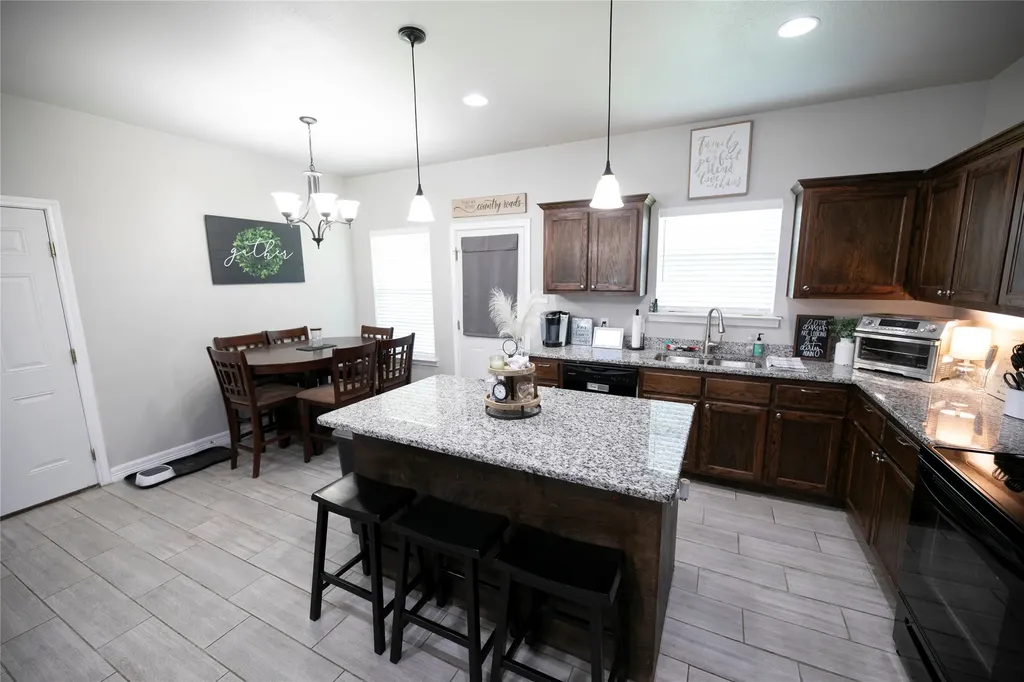 4806 Jefferson Street Greenville TX 75401