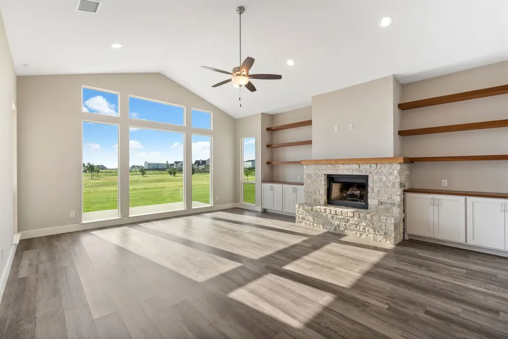 2130 Providence Way Nevada TX 75173