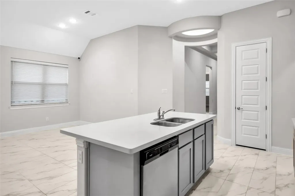 2745 Bechtol Street Garland TX 75042