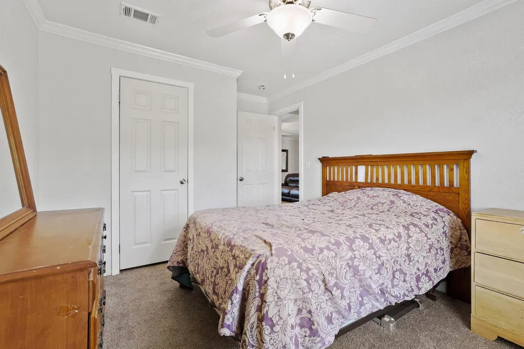 1235 County Road 1400 Ravenna TX 75476