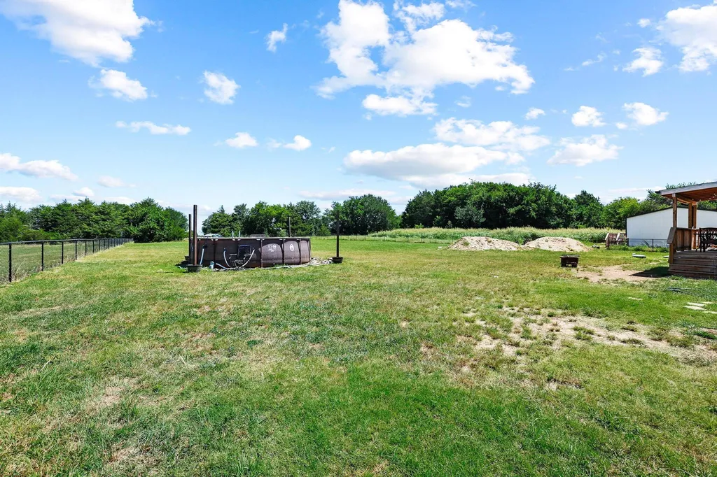 1235 County Road 1400 Ravenna TX 75476