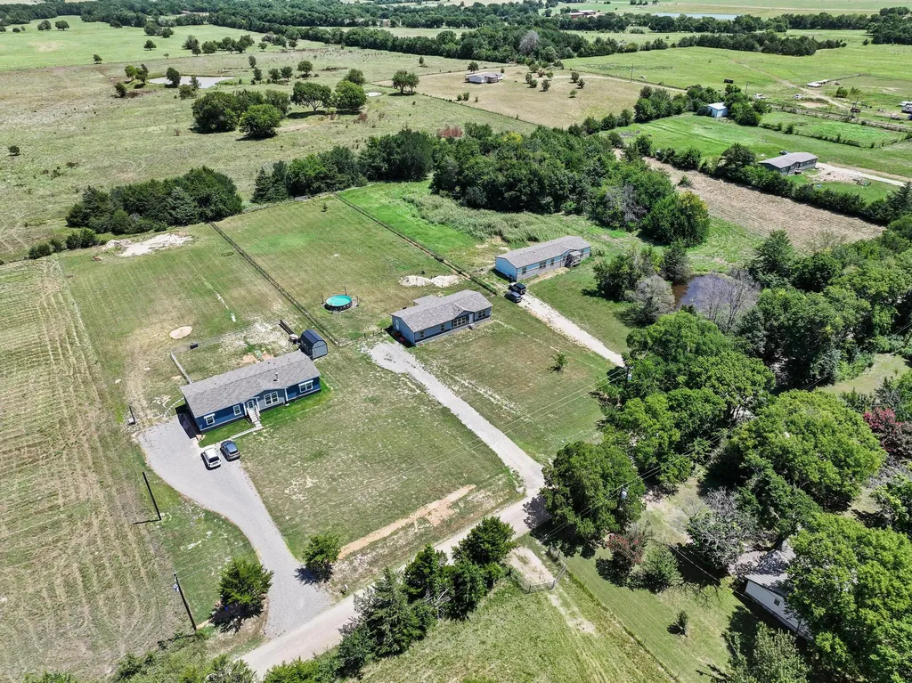 1235 County Road 1400 Ravenna TX 75476