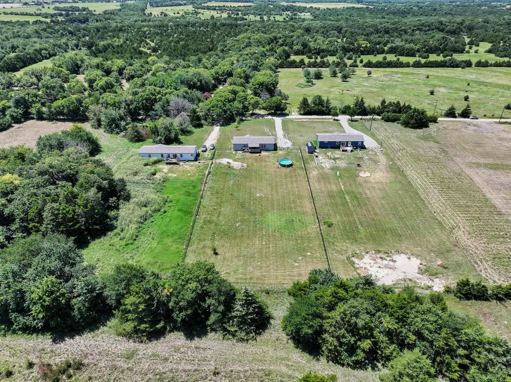 1235 County Road 1400 Ravenna TX 75476