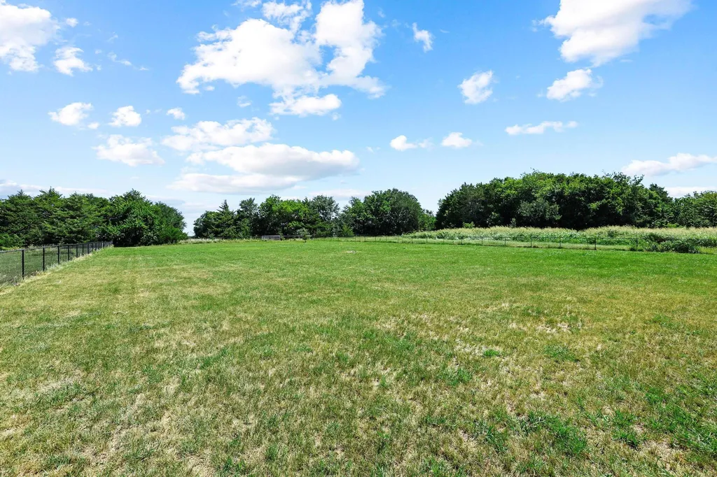 1235 County Road 1400 Ravenna TX 75476