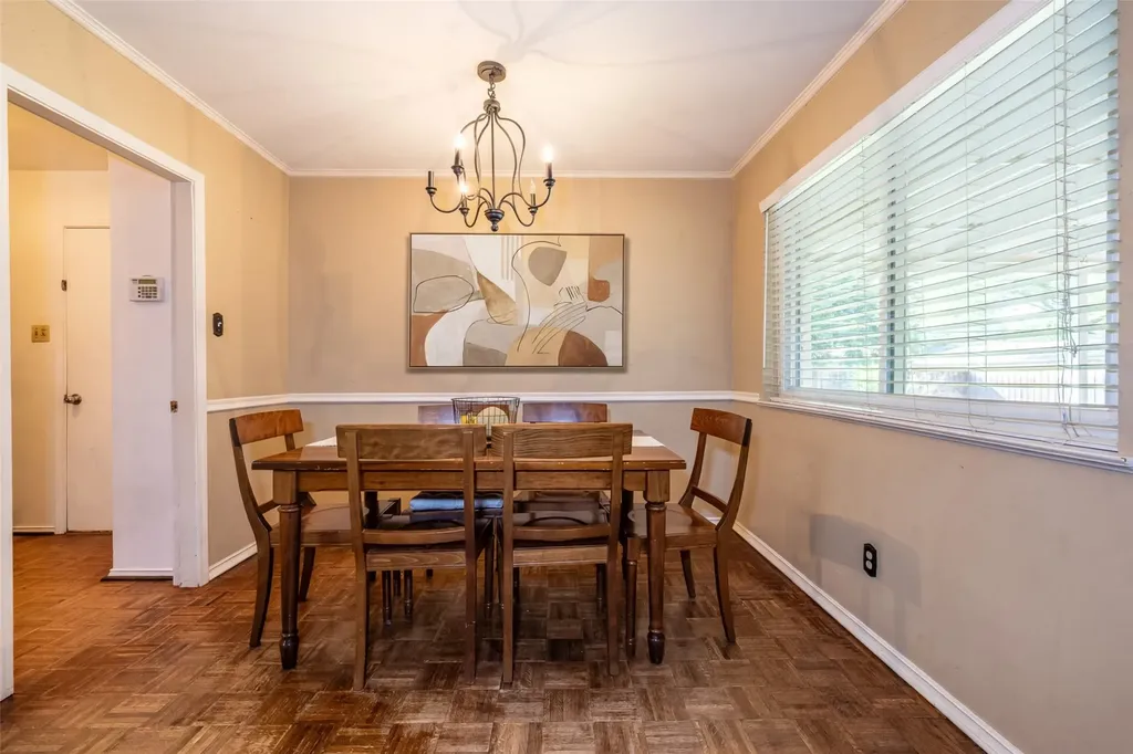 8419 Bocowood Drive Dallas TX 75228
