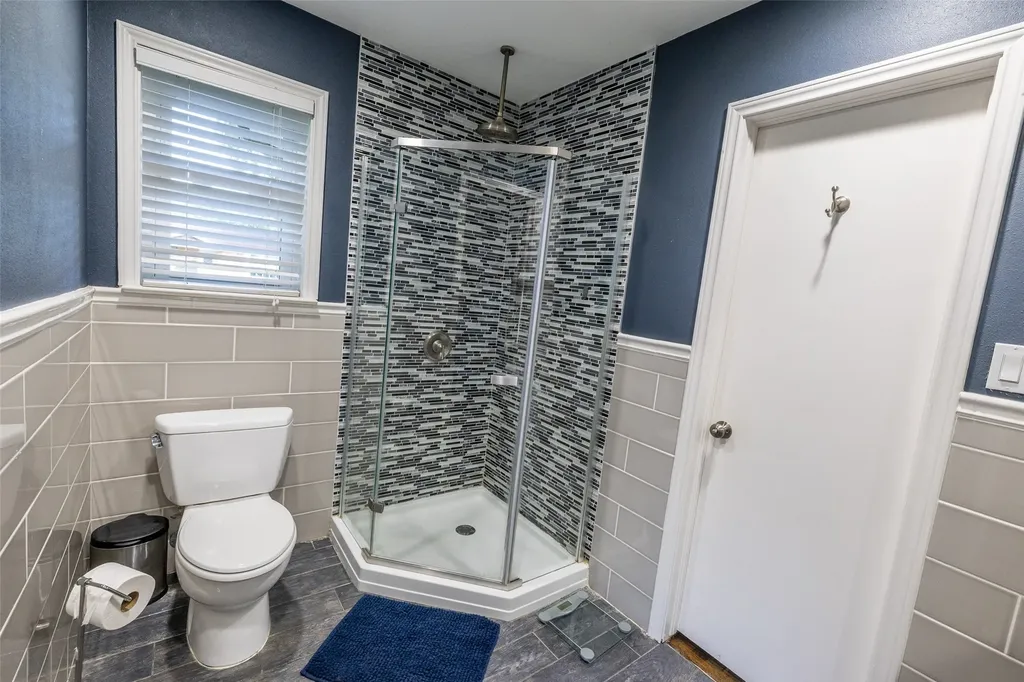 8419 Bocowood Drive Dallas TX 75228
