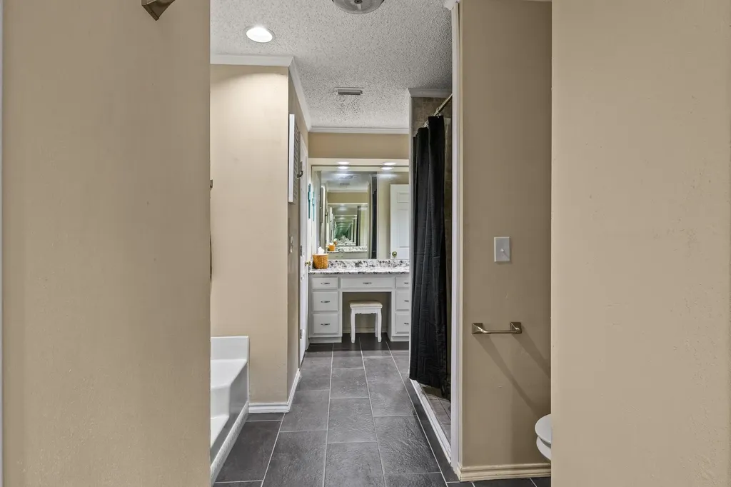 1801 Fairway Mt Pleasant TX 75455