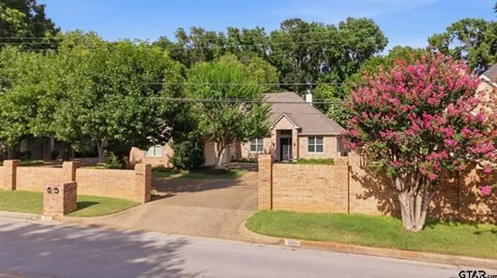 3204 Old Bullard Road Tyler TX 75701