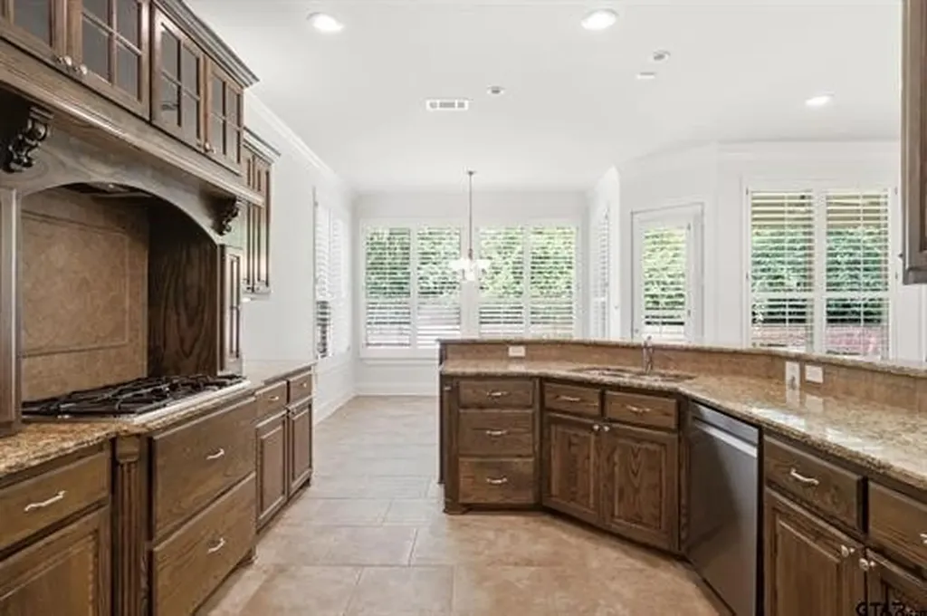 3204 Old Bullard Road Tyler TX 75701