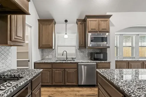 603 E Alexander Lane Euless TX 76040