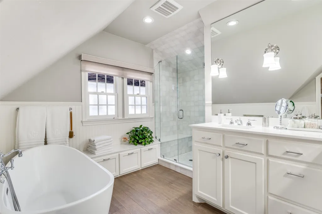 4537 Belclaire Avenue Highland Park TX 75205