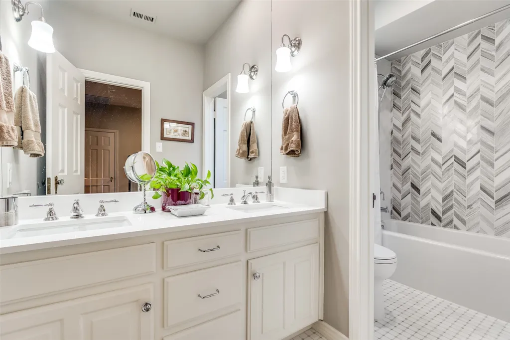 4537 Belclaire Avenue Highland Park TX 75205