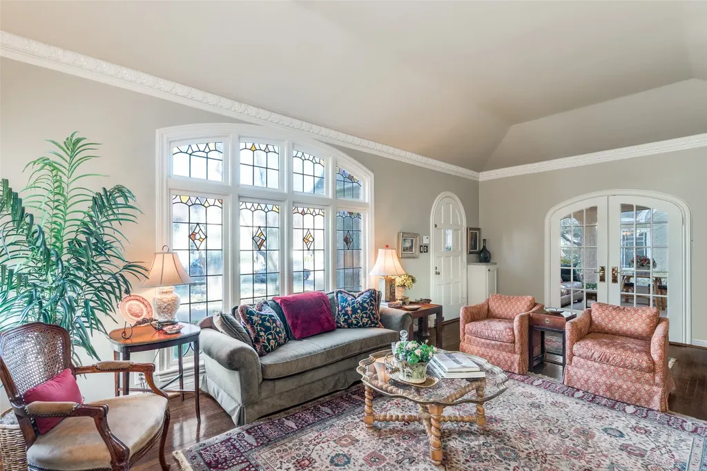 4537 Belclaire Avenue Highland Park TX 75205
