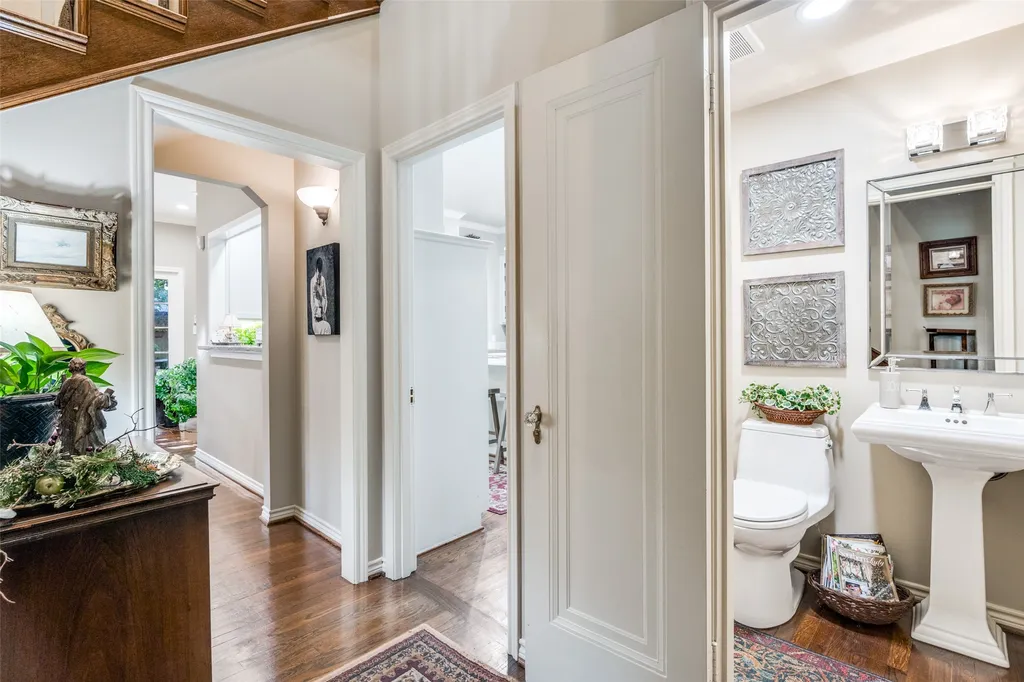 4537 Belclaire Avenue Highland Park TX 75205