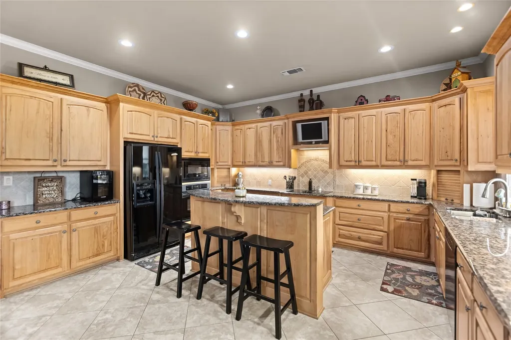 633 Durning Road Van Alstyne TX 75495