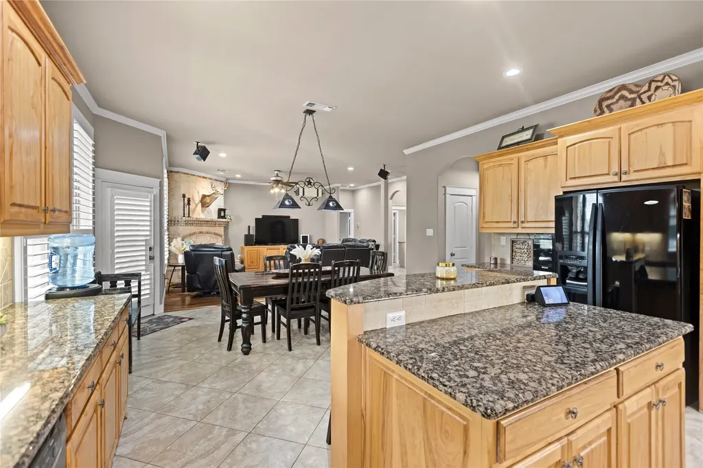 633 Durning Road Van Alstyne TX 75495