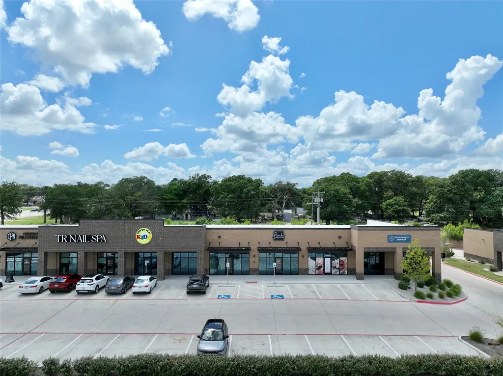 1801 Fort Worth Highway Weatherford TX 76086