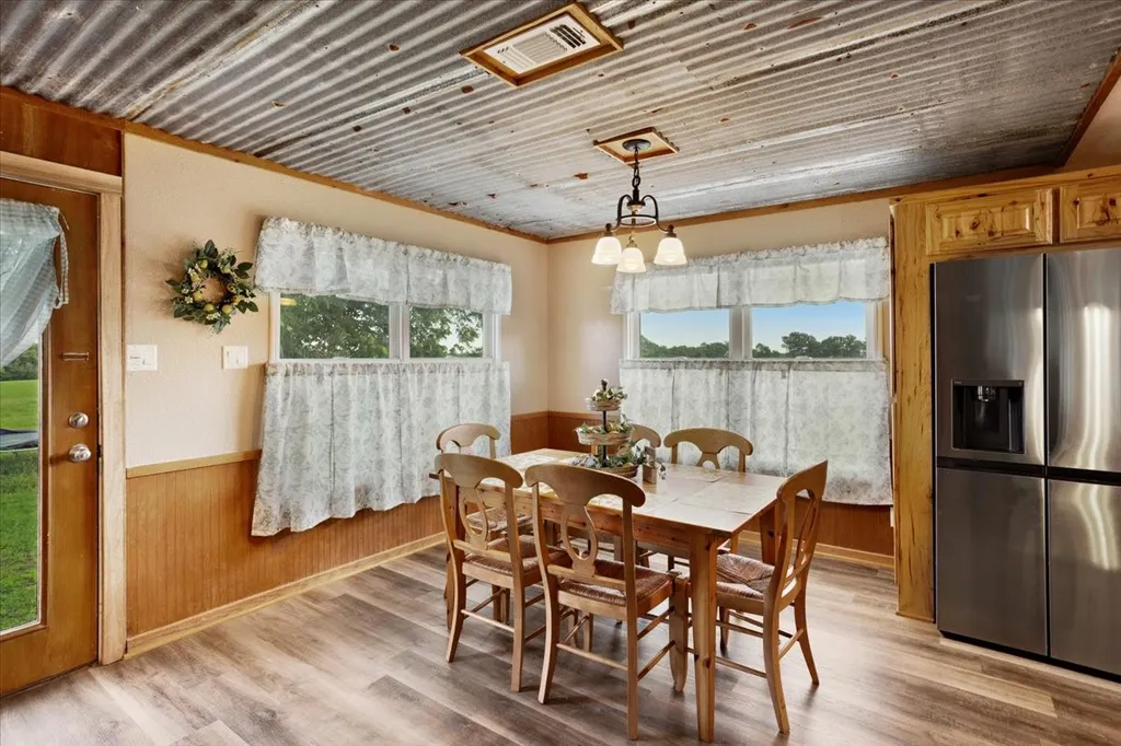 258 County Road 14665 Paris TX 75462