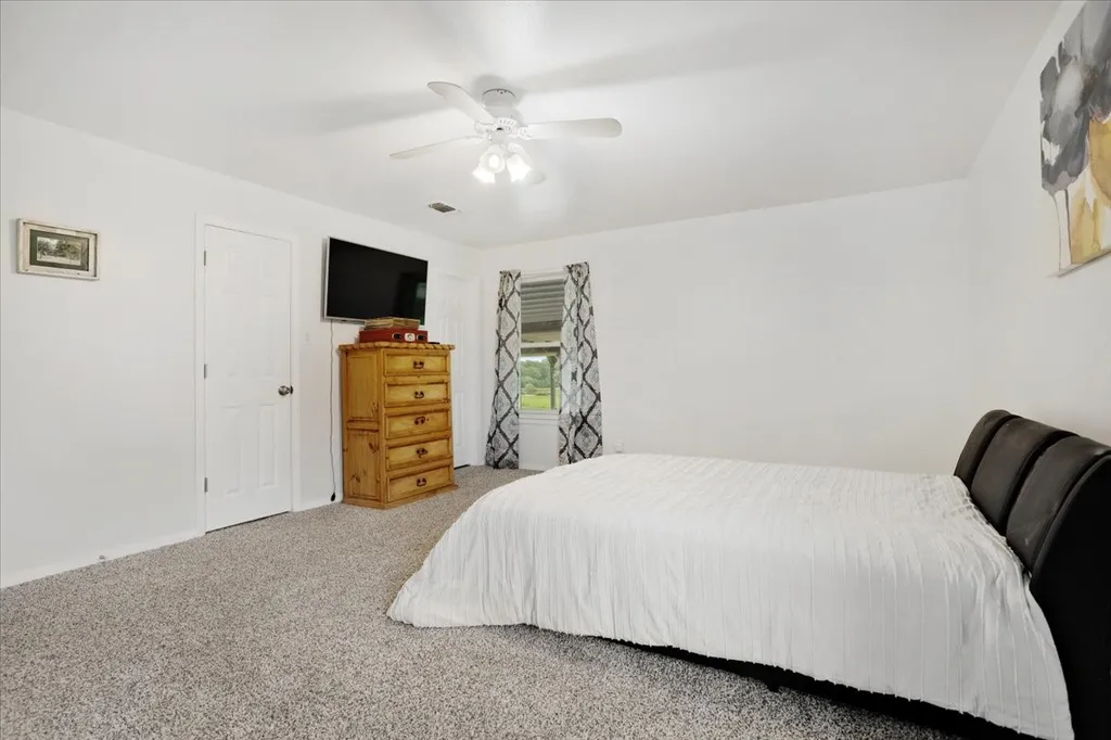 258 County Road 14665 Paris TX 75462