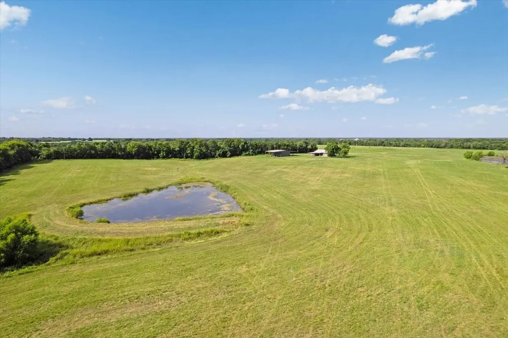 258 County Road 14665 Paris TX 75462