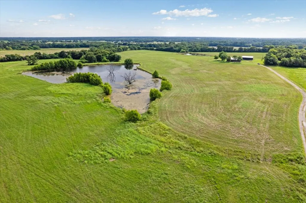 258 County Road 14665 Paris TX 75462