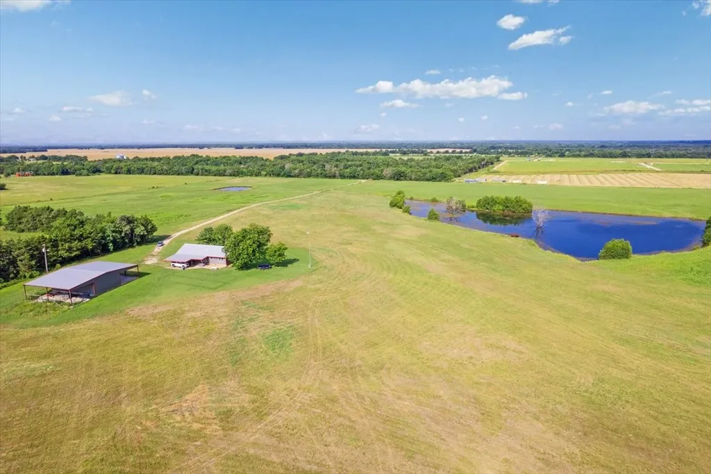 258 County Road 14665 Paris TX 75462