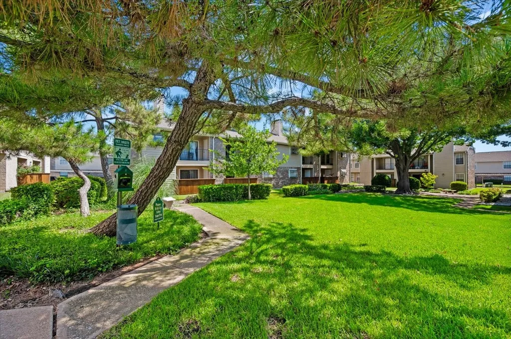 4748 Old Bent Tree Lane Dallas TX 75287