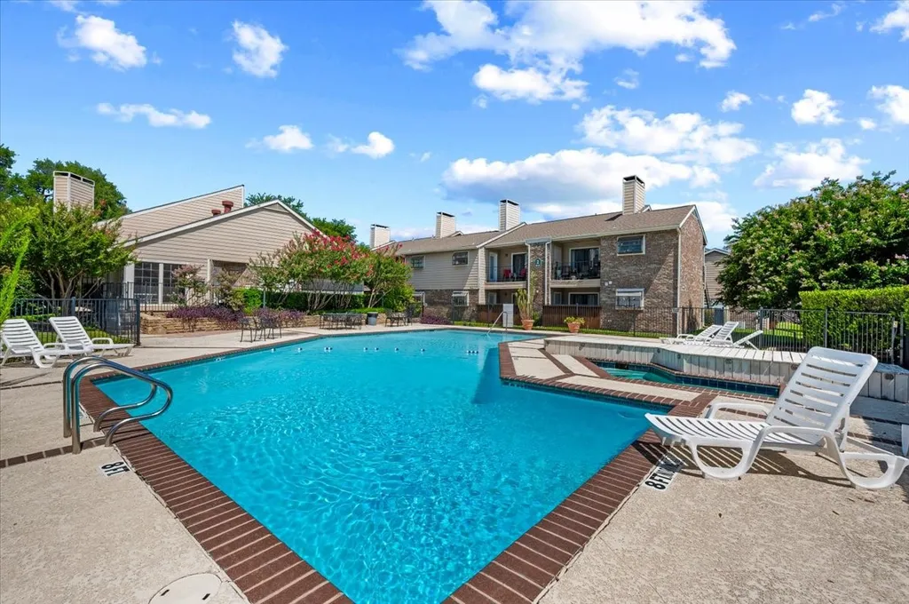 4748 Old Bent Tree Lane Dallas TX 75287