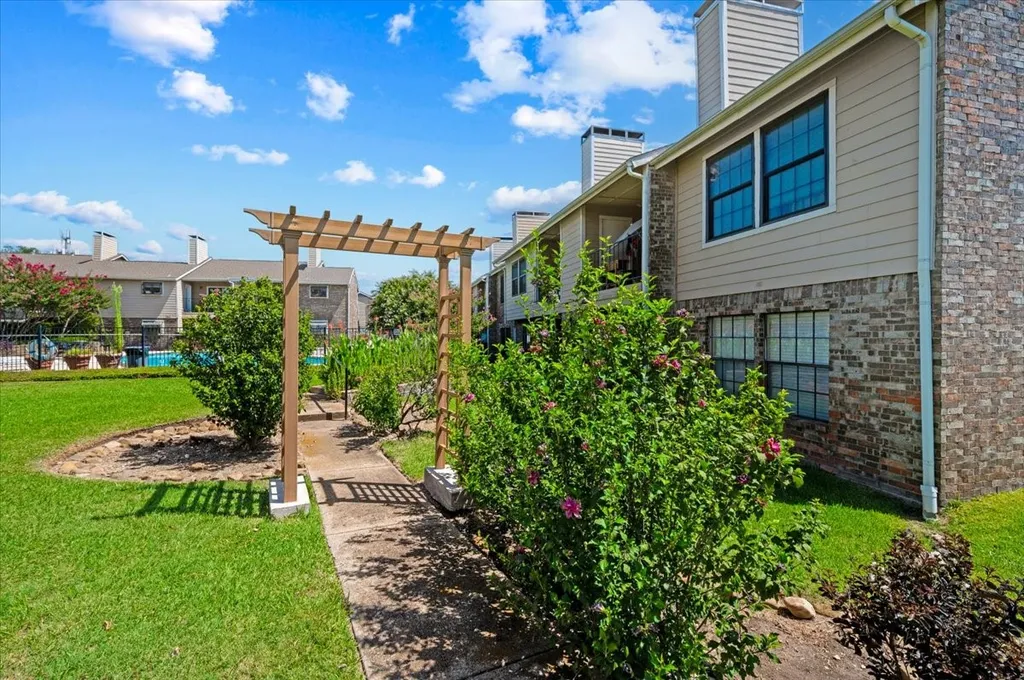 4748 Old Bent Tree Lane Dallas TX 75287