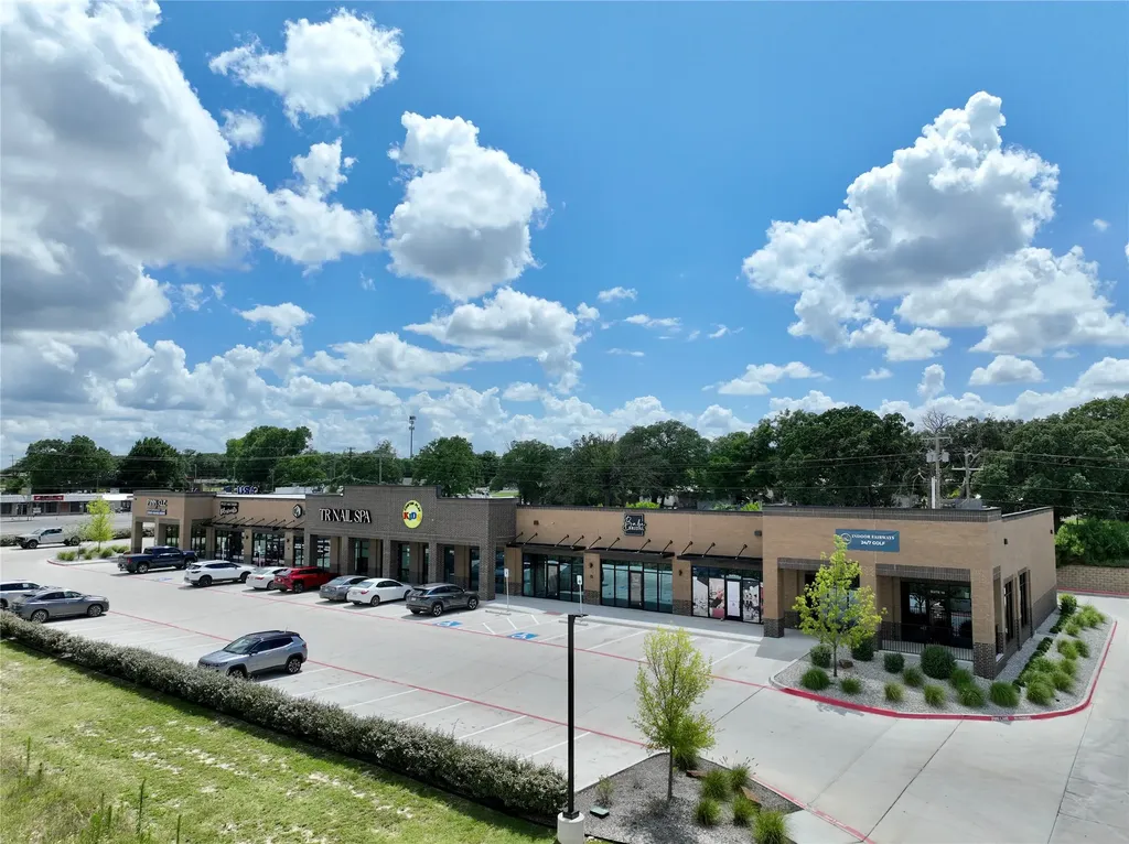 1801 Fort Worth Highway Weatherford TX 76086