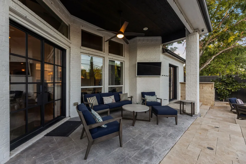 2712 Mount View Drive Farmers Branch TX 75234