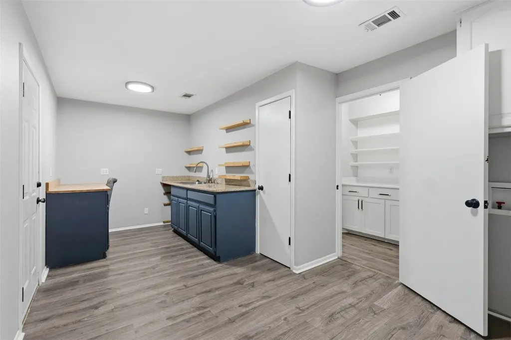 9705 Rosalie Court Granbury TX 76049
