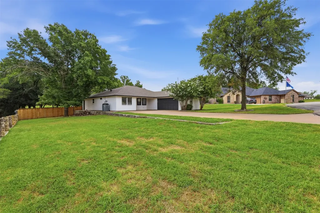 9705 Rosalie Court Granbury TX 76049